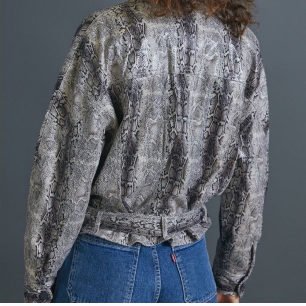 NWT Blank NYC Ari Snake-Printed Faux Leather L - Picture 2 of 6